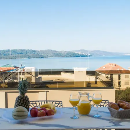 Luxury With Swimming Pool And Prime Location In Apartment *