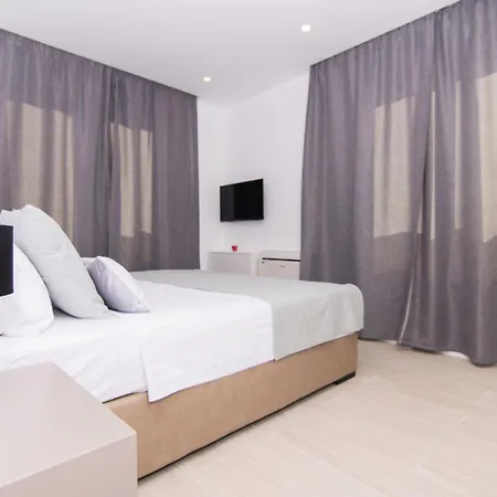 Apartment Luxury With Swimming Pool And Prime Location In Trogir